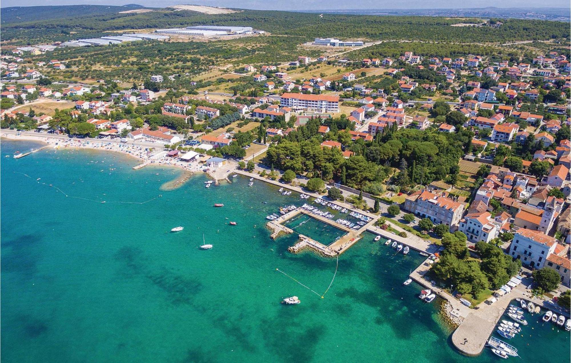 Awesome Apartment In Sveti Filip I Jakov W/ 1 Bedrooms 外观 照片